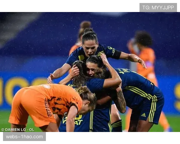 里昂女足客场三球落后不放弃 连入三球扳平尤文图斯