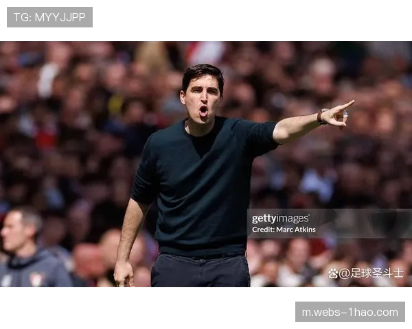 伯恩茅斯攻守平衡但缺乏爆点，伊劳拉战术改革进入平台期